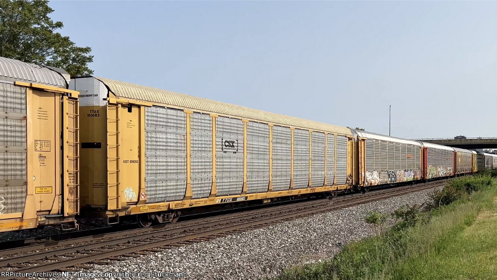 CSX 804052 is new to rrpa.